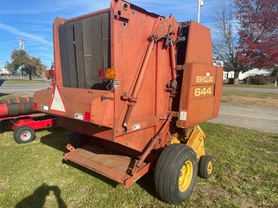 Used 1997 NEW HOLLAND 644 Square Balers Maine US | Beauregard Equipment #1561807