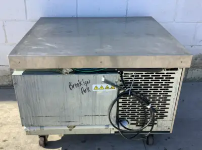152-0169 Traulsen TE036HT 36” 2 Drawer Chef Base