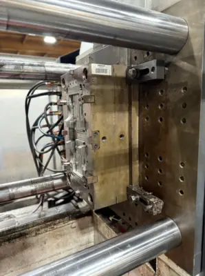 2012 NEGRI BOSSI JANUS 330 Injection Molding Horizontal/Vertical | Machinery Network (5)