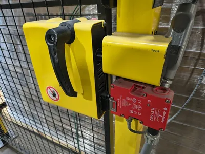 USED AXELENT Safety Fence
