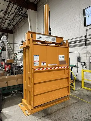 USED HARMONY M60CB VERTICAL BALER