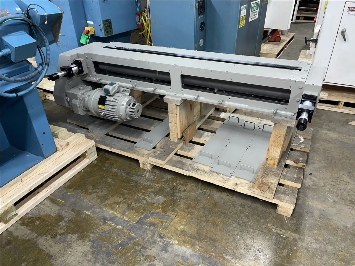 62" Wide Pull Roll Assembly For Granulator