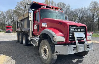 Used MACK GRANITE Dump trucks Arkansas US | Mitsubishi HC Capital America #1362645
