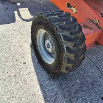 USED 2013 JLG 450AJ