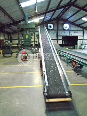 Unknown Manufacturer: Used 19" x 26' Rubber Belt Infeed