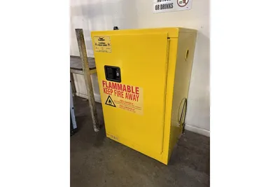 Used _UNKNOWN_ _UNKNOWN_ Hazardous Storage Units Utah US | KD Auctions #1553979