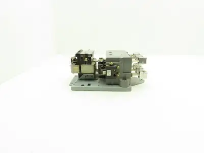 Furnas 40JB32AF Motor Starter Contactor 135A 600VAC 3ph 100Hp NEMA 4 120V Coil