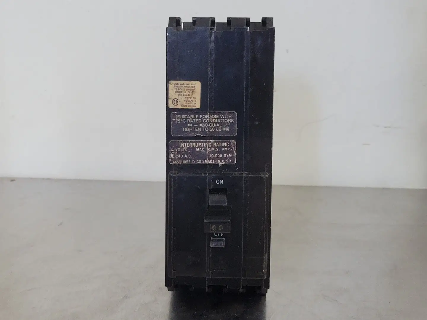 USED SQUARE D Q1390