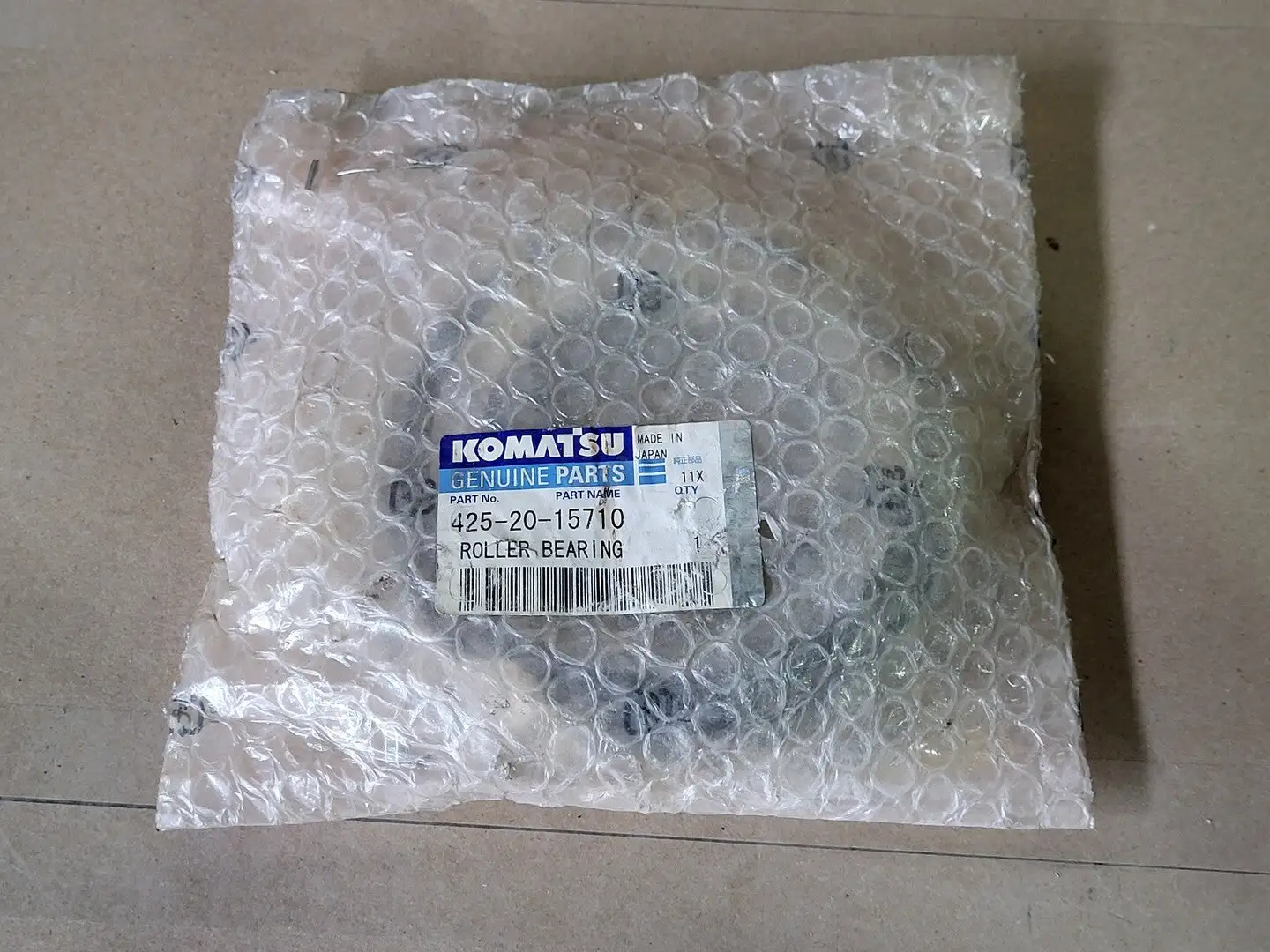 NEW KOMATSU 425-20-15710