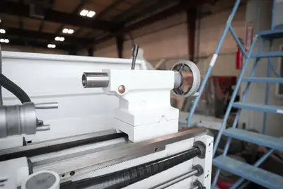 New YUWE L 1440 14 x 40 Manual Lathe (1 Phase)