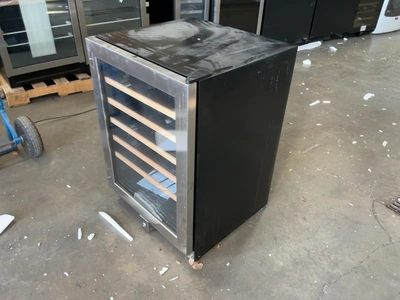 Used VINOTEMP VT-51SZ01SS Display Refrigerators Michigan US | Miedema Asset Management Group #1761113