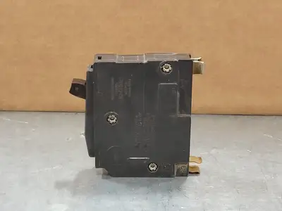 USED SQUARE D QO115
