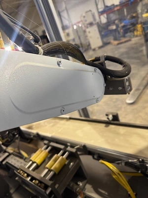 2015 FANUC FANUC LR MATE 200ID Handling Cells | K.B. Industries LLC (21)