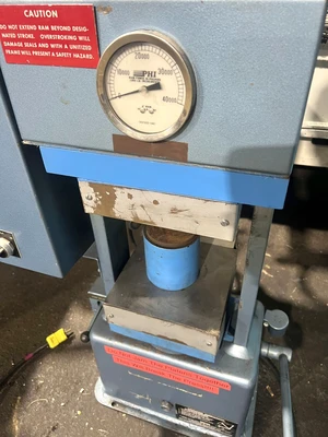 USED 1991 PHI PHI P210H PRESS