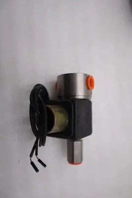 NEW IN BOX PARKER 71315SN2GNJ1N0C111P3 SOLENOID VALVE STOCK H531A