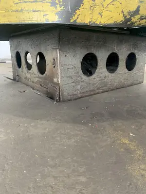 60" HORIZONTAL MANUAL PULL UNCOILER. STOCK # 0509419