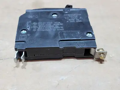 USED SQUARE D QOB115