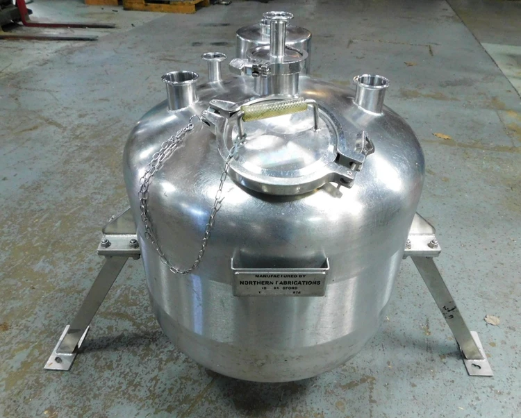 Used NORTHERN FABRICATORS 25 GALLON Stainless Steel Tanks New Jersey US | Champion Trading Corporation #424690