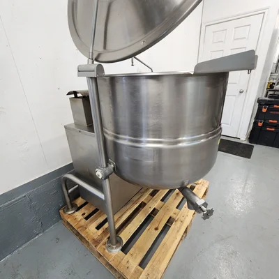 CLEVELAND TILT KETTLE MODEL KGL-60-T 60 GAL  # 1457