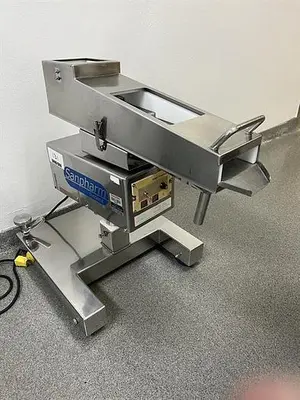 Sanpharm Systems model TE101-L stainless steel vibratory tablet deduster