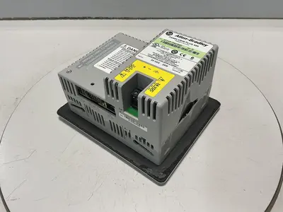 USED ALLEN BRADLEY 2711P-T6C20D