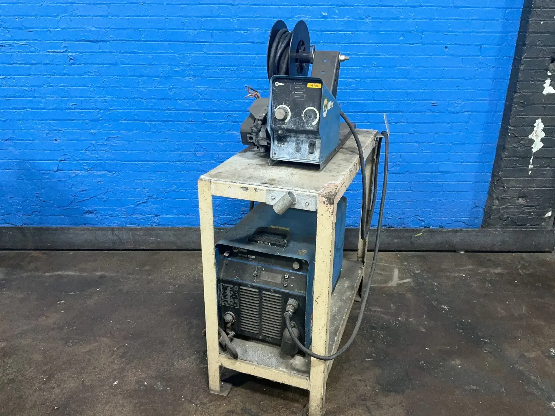 Used MILLER INVISION 456MP Welding Machinery (Other) Ohio US | HGR 24 #1232602