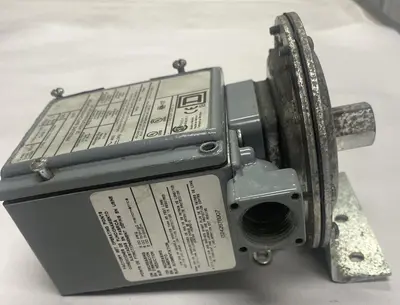 Used SQUARE D 9012GAW-1 Miscellaneous Equipment (Electrical & Power) | Surplus Asset Holdings #1189611