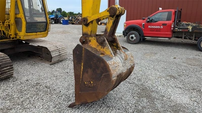 USED 1988 DEERE 490D