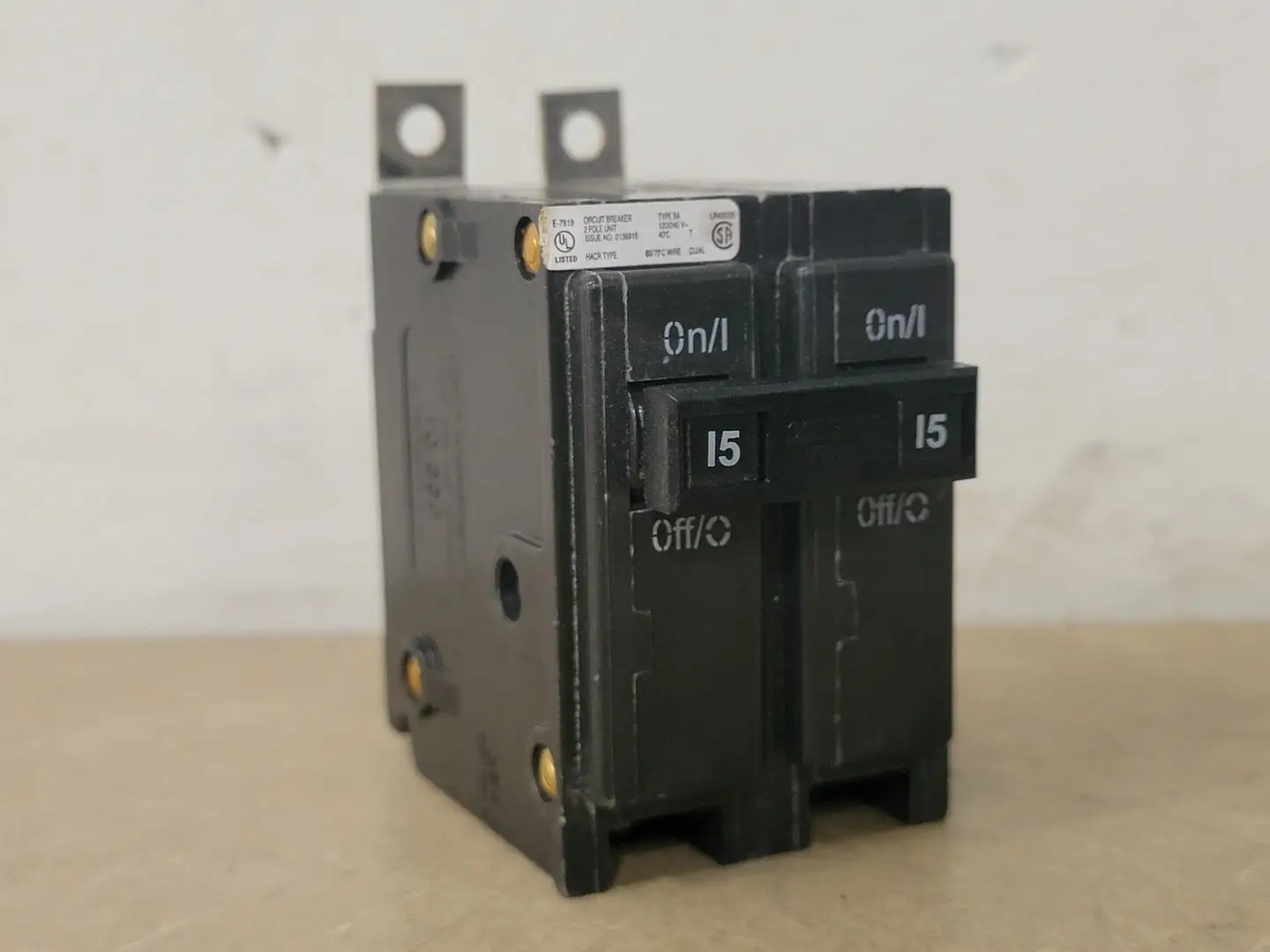 Used CUTLER-HAMMER BA215 Switchgears British Columbia CA | Lenmark #238960