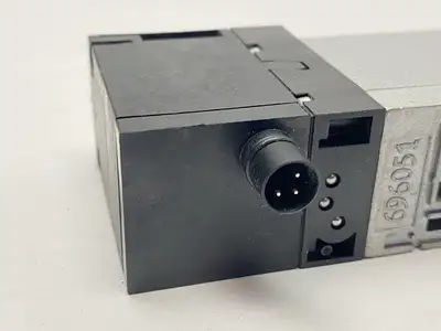 Used Festo Air Solenoid Valve 5/2 Monostable, 539159 Solenoid Valves Michigan US | Maverick Industrial Sales #1395085