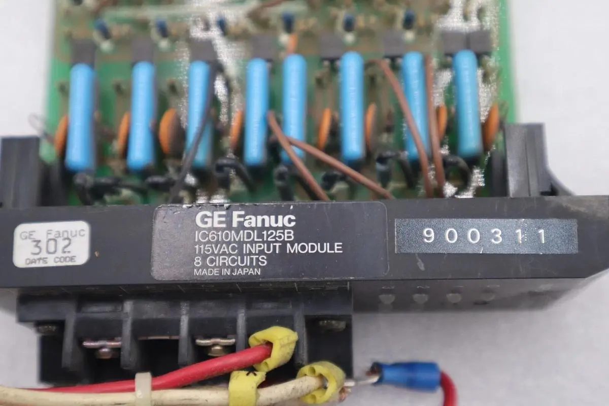GE FANUC IC610MDL125B 115 VAC INPUT MODULE 8 CIRCUITS  STOCK L-572C