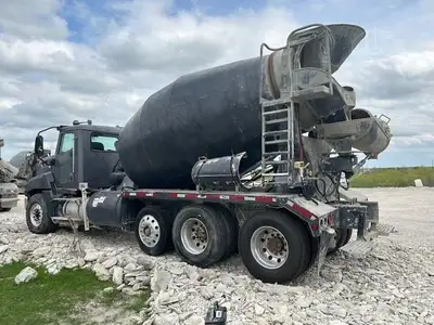Used 2015 CATERPILLAR CT660S Concrete Mixer Trucks Texas US | Big D Heavy Equipment #1556971