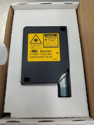 Baumer CH-8501 (OADM 20I4571/S14C) Distance Sensor. 5D-36