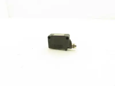 Keyence PZ-G101CN Photoelectric Sensor 10-30vDC