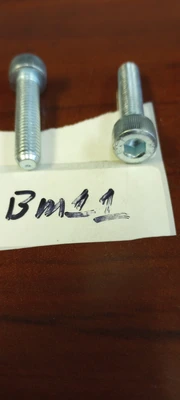 NEW Master-Carr 1355938 hex bolt screws