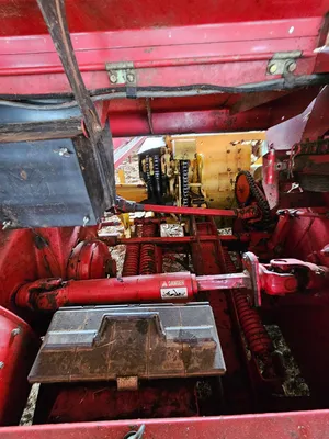 NEW HOLLAND FP230 chopper | Iron Listing (20)