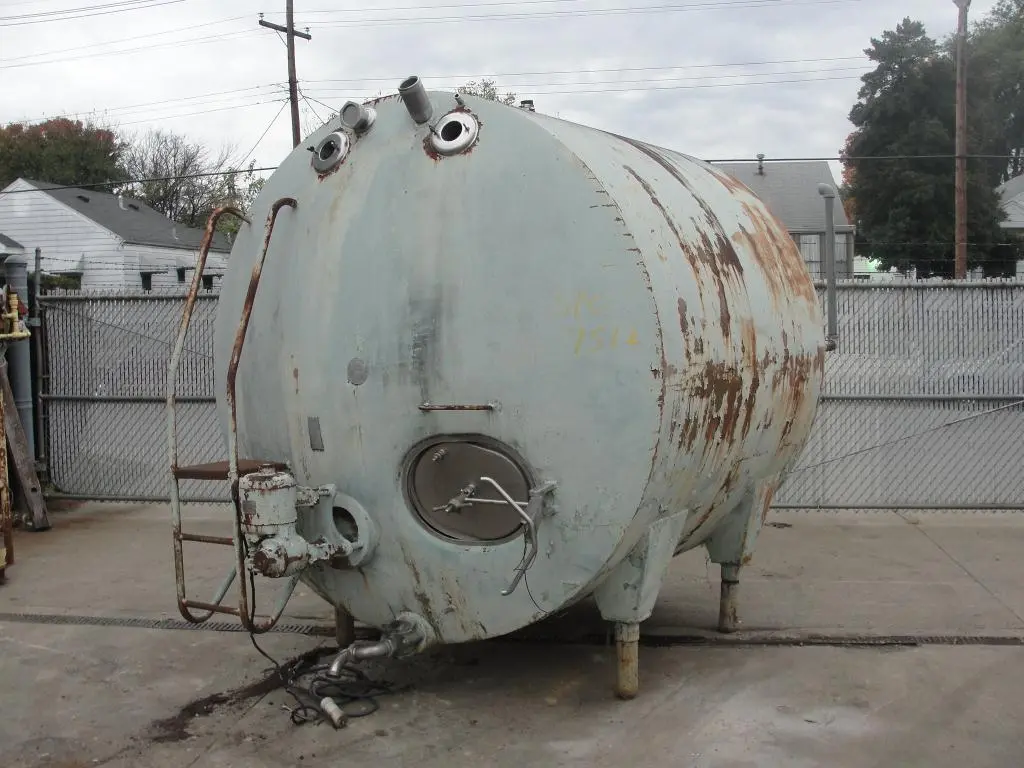 SPC7512  Tank 1700 gallon horizontal tank, Stainless Steel Contact Parts