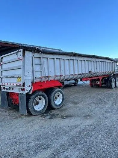 Used 1995 FRUEHAUF 40' END DUMP TRAILER Dump Trailers Idaho US | Berry Machinery #911044