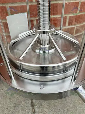USED CYTIVA / GE / PHARMACIA BPG 300 / 500 CHROMATOGRAPHY COLUMN 34 L