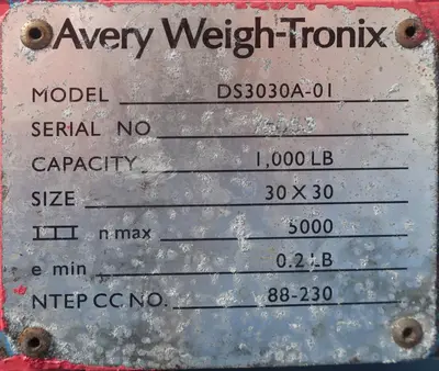 USED AVERY WEIGH-TRONIX DS3030A-01
