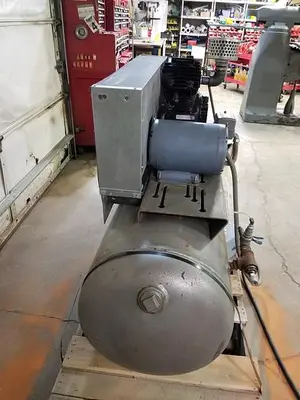 USED 1973 WORTHINGTON CV