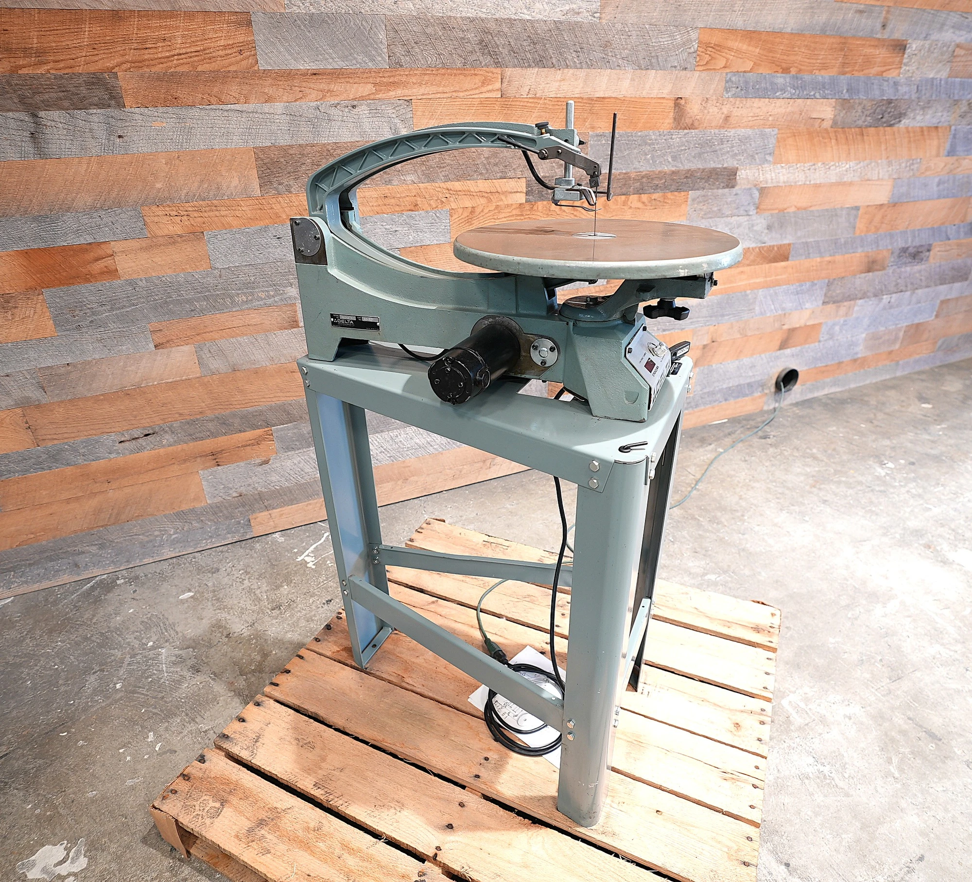 Delta 40-601 Scroll Saw