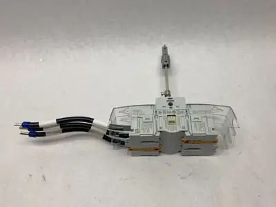 USED SIEMENS LOW-VOLTAGE DISCONNECT SWITCH 3-PH 60A