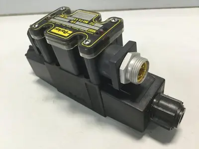 USED PARKER D1VW1CNYCF5672XB042