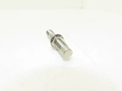 Allen Bradley 871TM-B4N12-R3 Inductive Proximity Sensor 20-250V Ser B