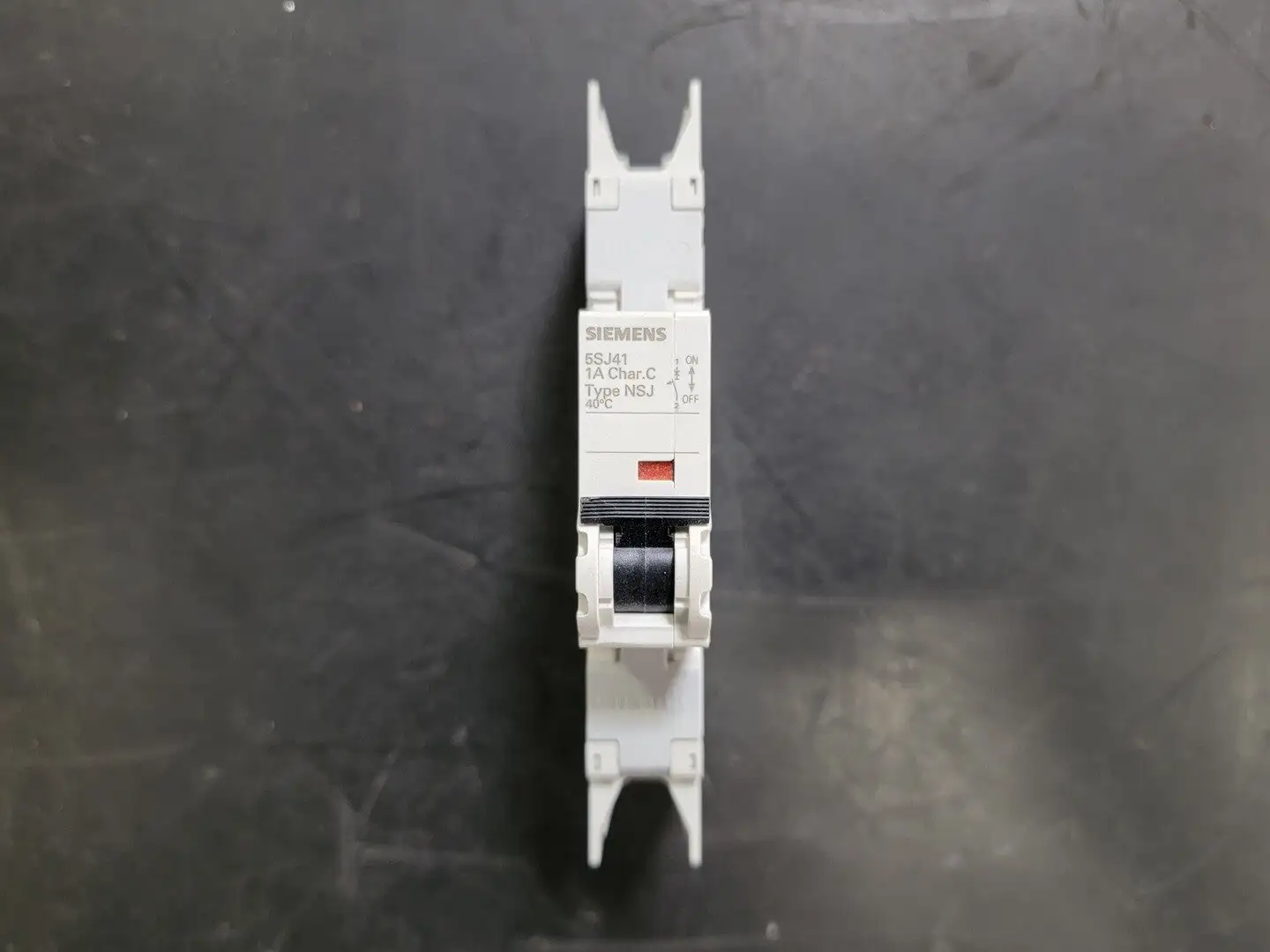 NEW SIEMENS 5SJ4101-7HG42