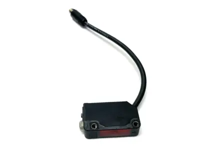 USED KEYENCE SQUARE REFLECTIVE PHOTOELECTRIC SENSOR M8 CONNCECTOR