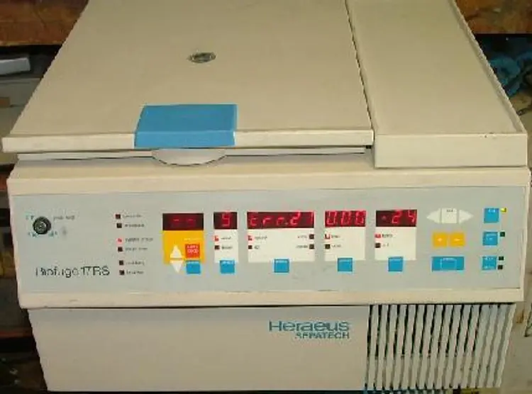 Used HERAEUS - HANAU - VÖTSCH 2511 Centrifuges Texas US | Bamko Surplus Process Equipment #935131