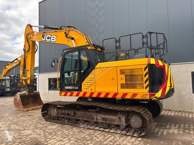 USED 2021 JCB 220XL 4F