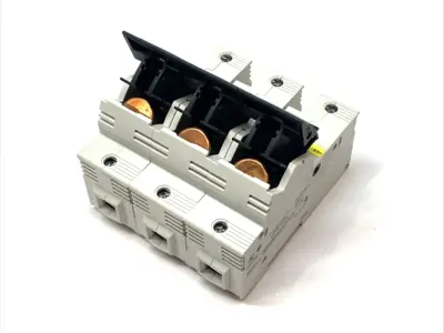 Used Siemens Fuse Holder Class J 30A 600V w/ 3x Bussman LPJ-4SP Fuses Fuse Accessories Michigan US | Maverick Industrial Sales #1389522